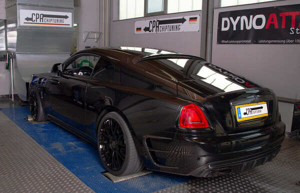 The RollsRoyce Wraith Black Badget read more